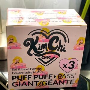 Kim Chi Chic puff puff pass, set and bake powder giant size in translucent